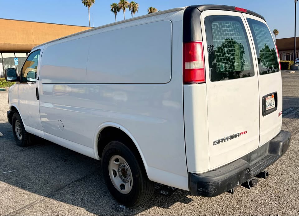 2009 GMC Savana
