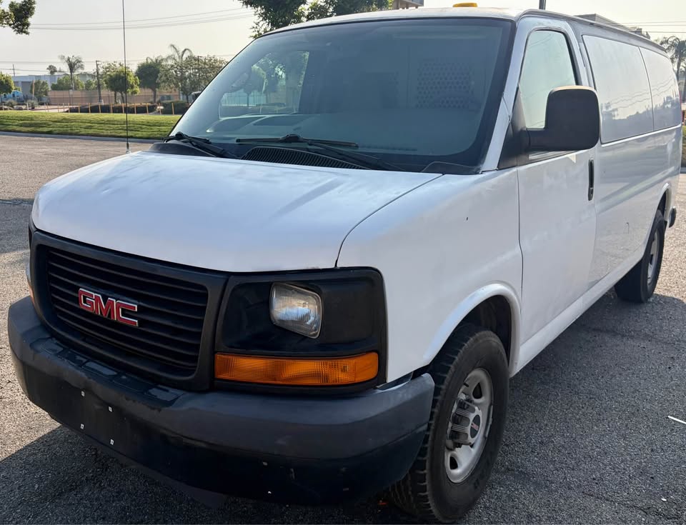 2009 GMC Savana