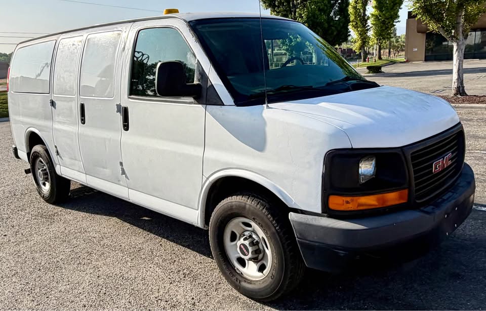 2009 GMC Savana