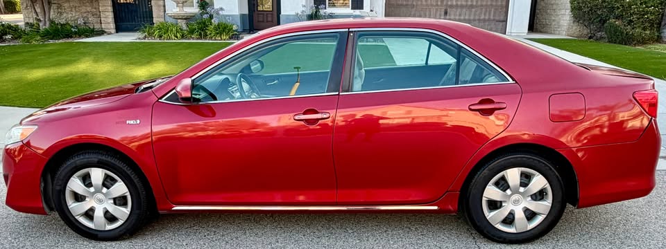 2013 Toyota Camry Hybrid