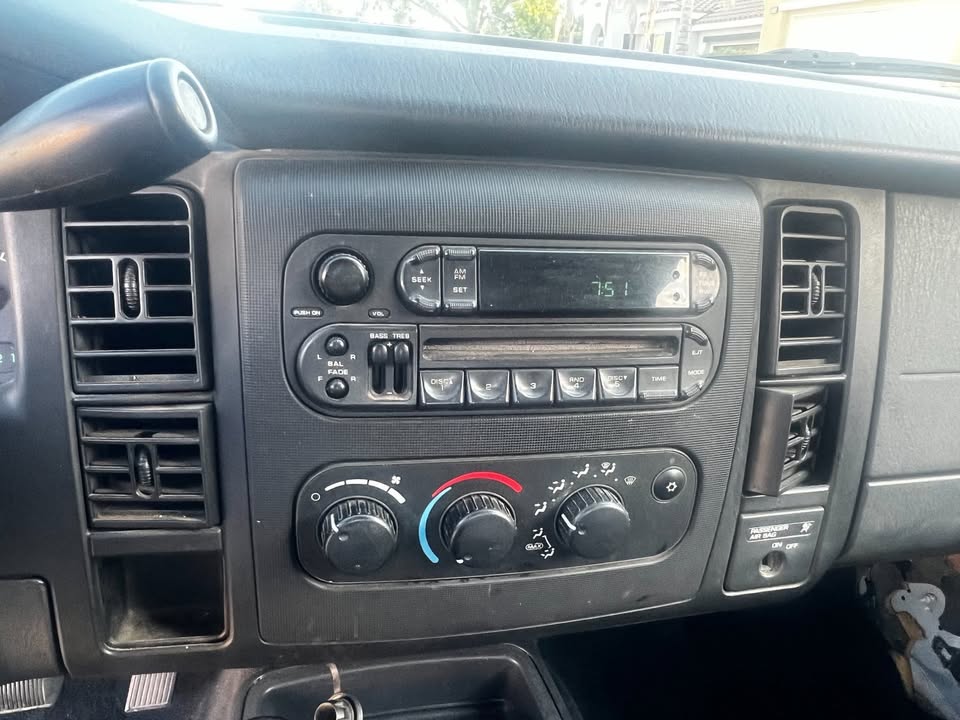 2002 Dodge Dakota